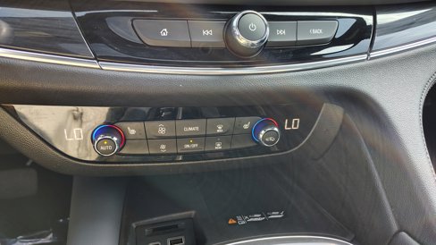 Used 2023 Buick Enclave Essence w/ Experience Buick Package image 19