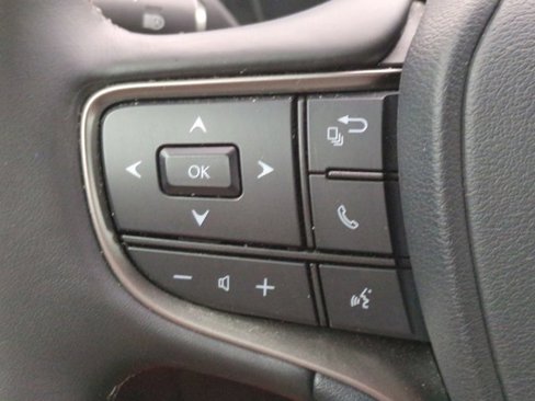 Used 2022 Lexus UX 200 image 22