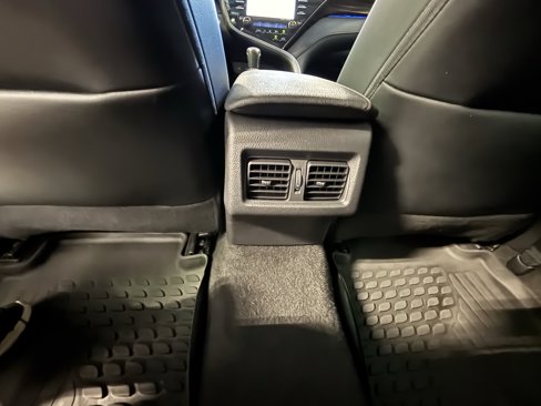 Certified 2020 Toyota Camry XLE image 9