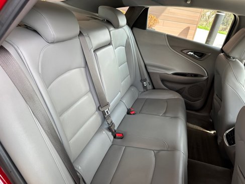 Used 2016 Chevrolet Malibu LT w/ Leather Package image 15