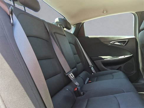 Used 2024 Chevrolet Malibu LT image 31