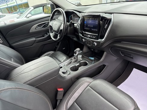 Used 2021 Chevrolet Traverse RS image 14