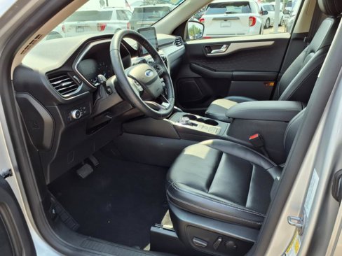 Used 2020 Ford Escape SEL image 11