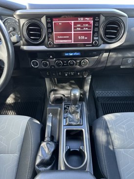 Used 2021 Toyota Tacoma TRD Off-Road w/ Technology Package image 28