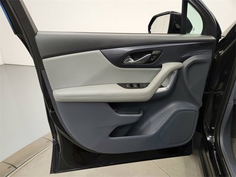Used 2021 Chevrolet Blazer LT image 26