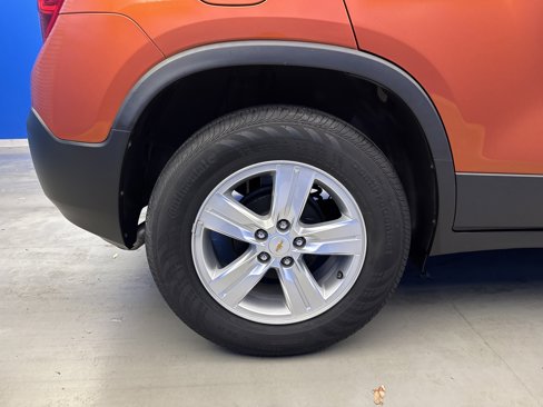 Used 2015 Chevrolet Trax LT w/ LT Plus Package image 9