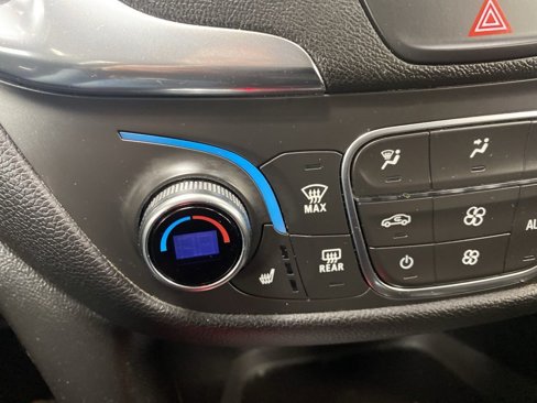 Used 2019 Chevrolet Equinox LT image 40