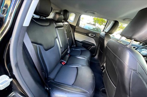 Used 2022 Jeep Compass Latitude image 26