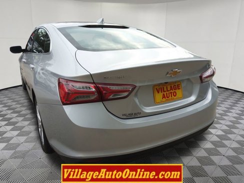 Used 2020 Chevrolet Malibu LT image 11