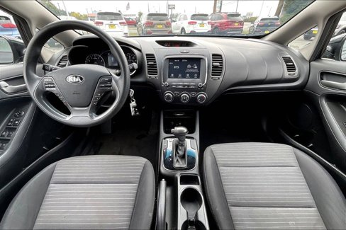 Certified 2018 Kia Forte LX w/ LX Popular Package image 7