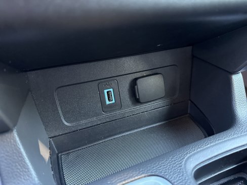 Used 2018 Ford Escape SEL image 33