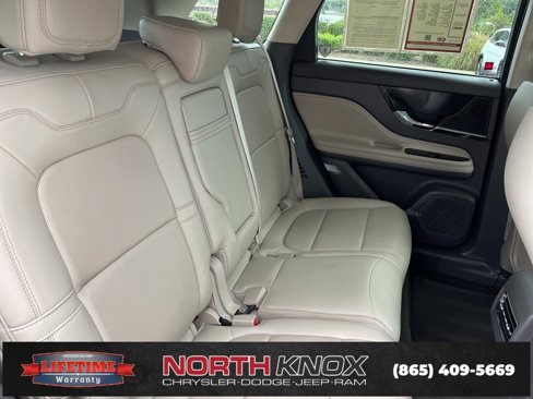Used 2021 Lincoln Corsair FWD w/ Premium Package image 25