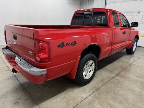 Used 2005 Dodge Dakota SLT image 7