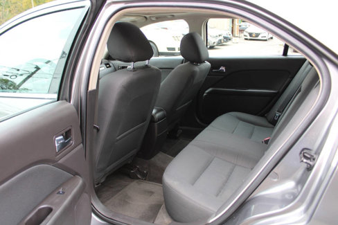 Used 2011 Ford Fusion SE w/ 202A Rapid Spec Order Code image 24
