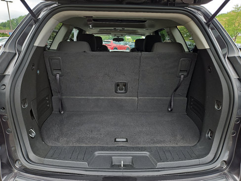 Used 2017 Chevrolet Traverse LT w/ Style and Technology Package image 29