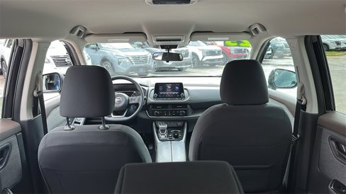 Used 2023 Nissan Rogue S image 31