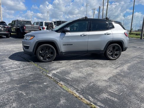 Used 2019 Jeep Compass Altitude image 1