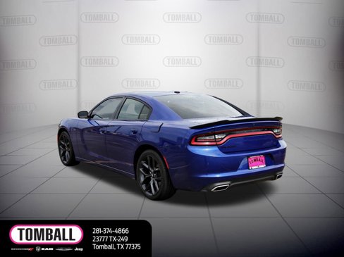 Used 2021 Dodge Charger SXT w/ Blacktop Package image 6