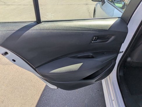 Used 2022 Toyota Corolla LE image 27