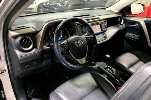 Used 2015 Toyota RAV4 Limited image 17