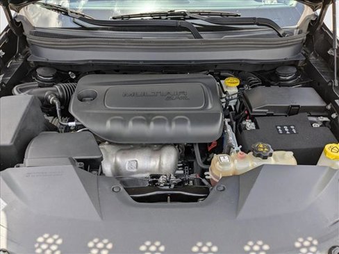 Used 2019 Jeep Cherokee Latitude w/ Popular Appearance Group image 21