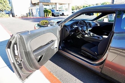 Used 2022 Dodge Challenger GT image 38