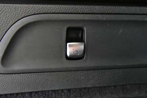 Used 2018 Mercedes-Benz GLC 300 image 32