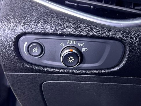 Used 2019 Chevrolet Malibu LT w/ Leather Package image 23