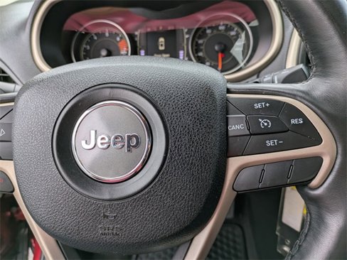 Used 2016 Jeep Cherokee Latitude w/ Safety/Convenience Group image 16