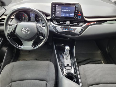 Used 2019 Toyota C-HR XLE image 10