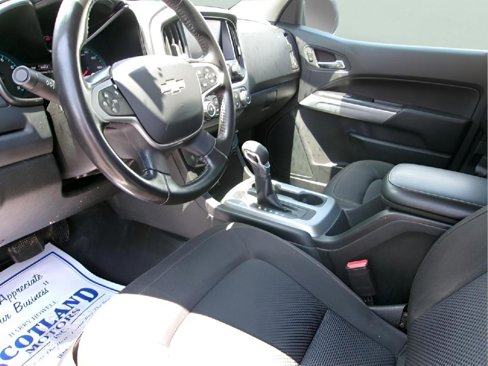 Used 2022 Chevrolet Colorado LT w/ Fleet Safety Package image 12