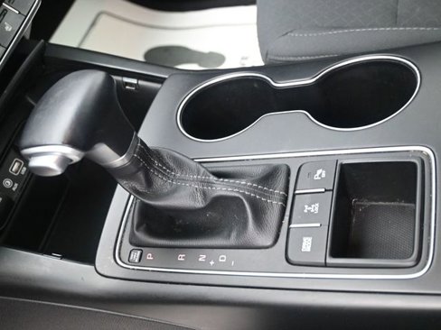 Used 2020 Kia Sorento LX w/ LX I4 Convenience Package image 15