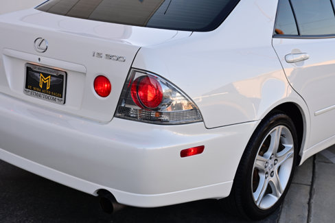 Used 2001 Lexus IS 300 image 24