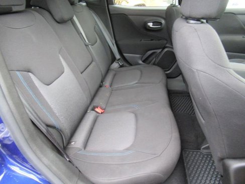 Used 2021 Jeep Renegade Latitude w/ Convenience Group image 26