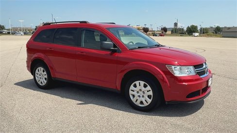 Used 2018 Dodge Journey SE image 2