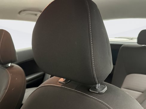 Used 2016 Kia Forte LX image 8