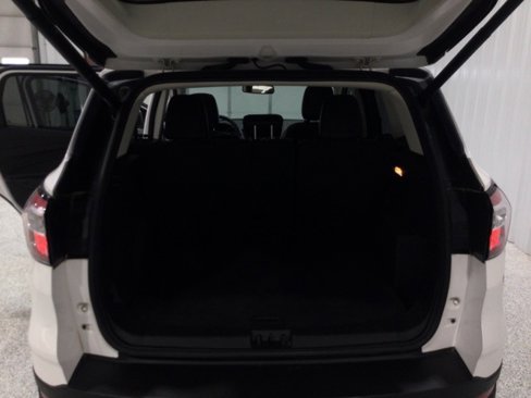 Used 2018 Ford Escape Titanium image 13