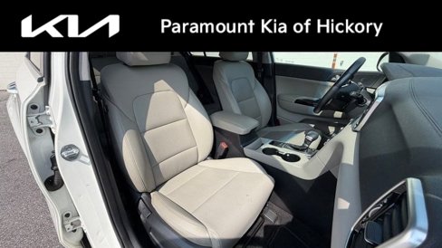 Used 2020 Kia Sportage EX image 16