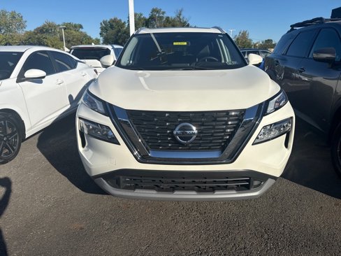 Certified 2021 Nissan Rogue SV w/ Premium Package image 2