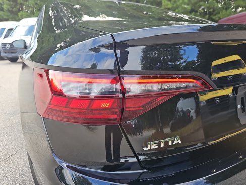 Used 2021 Volkswagen Jetta SEL image 37