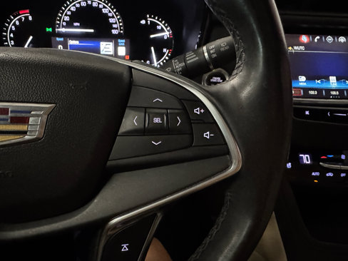 Used 2018 Cadillac XT5 Premium Luxury image 26