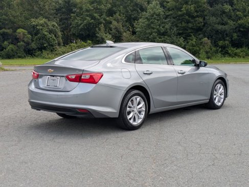 Used 2024 Chevrolet Malibu LT image 4