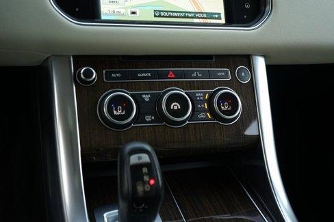 Used 2016 Land Rover Range Rover Sport HSE image 10