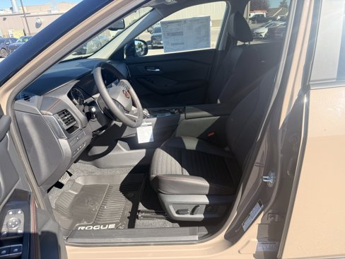 New 2026 Nissan Rogue SV image 9
