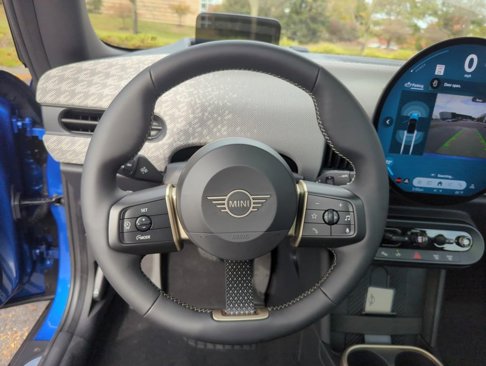 New 2025 MINI Cooper S image 13