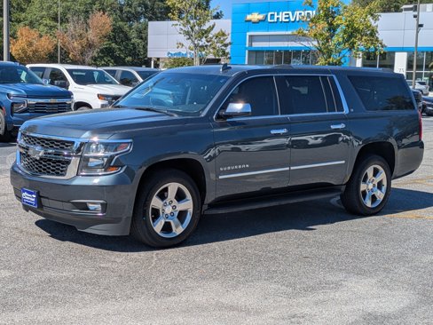 Used 2019 Chevrolet Suburban LT image 8