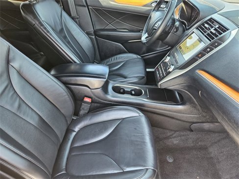 Used 2019 Lincoln MKC Select w/ Select Plus Package image 14