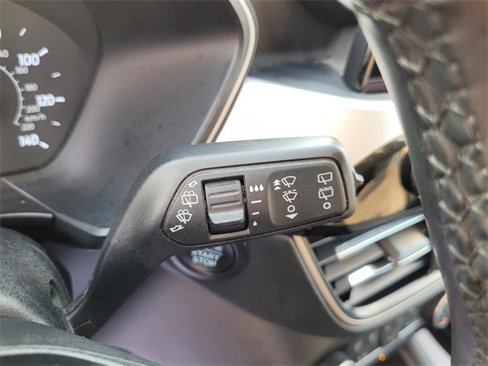 Used 2022 Ford Escape SE w/ Cold Weather Package image 26