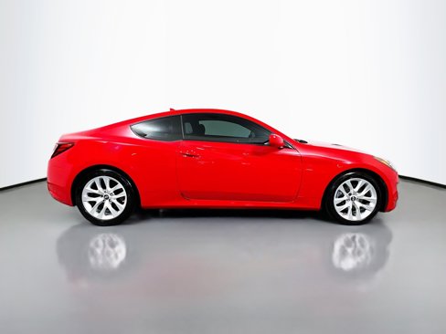 Used 2014 Hyundai Genesis 2.0T image 3