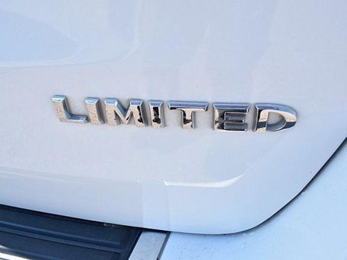 Used 2014 Jeep Grand Cherokee Limited image 28
